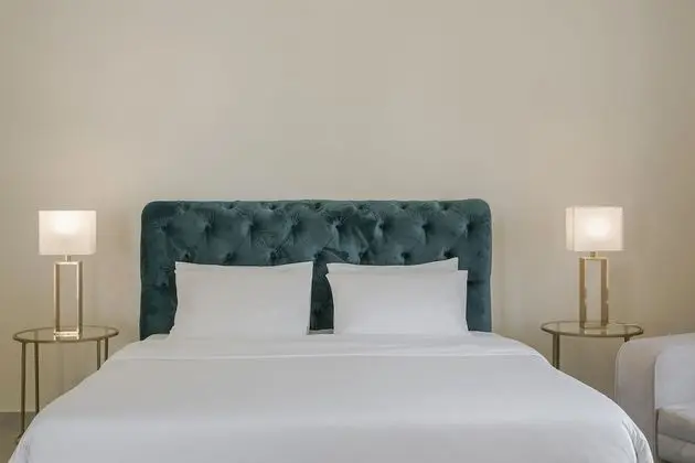 Premium Tek Büyük Yataklı Oda