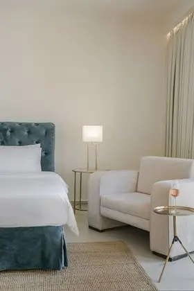 Premium Tek Büyük Yataklı Oda