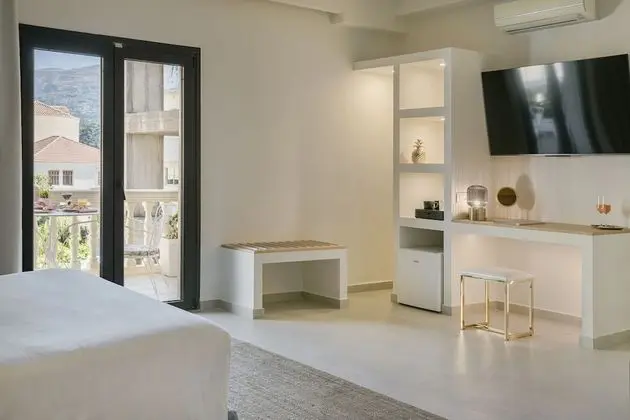 Premium Tek Büyük Yataklı Oda