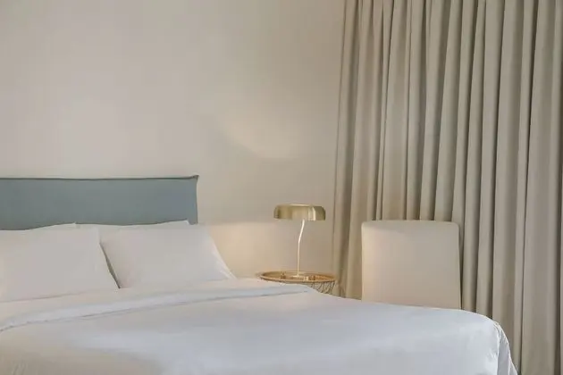 Premium Tek Büyük Yataklı Oda