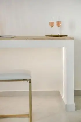 Premium Tek Büyük Yataklı Oda