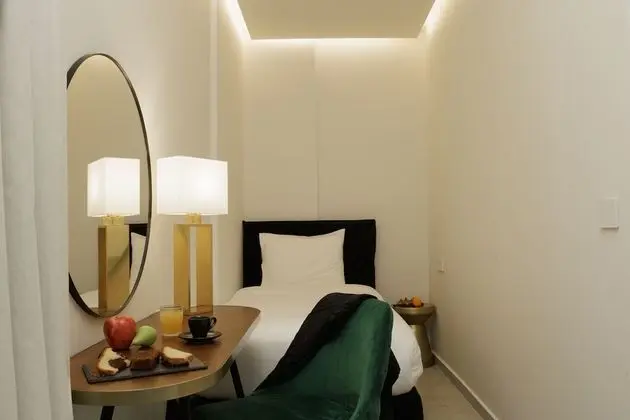 Premium Tek Büyük Yataklı Oda
