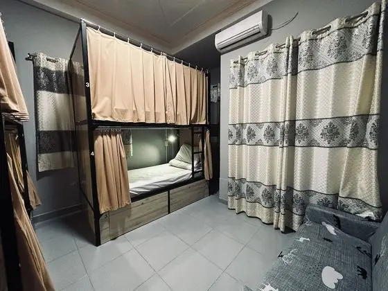 Ortak Ranzalı Oda, Sadece kadınlar için