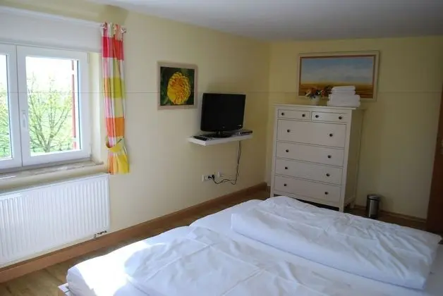 Economy Tek Büyük Yataklı Oda, Ortak Banyo, Bahçeli