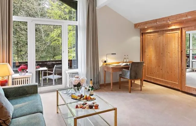 Standard Apart Daire, Ek Bina