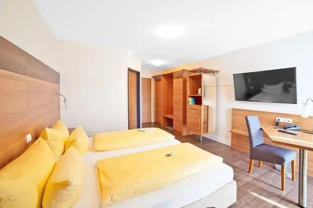 Comfort Tek Büyük veya İki Ayrı Yataklı Oda, Bahçe Manzaralı