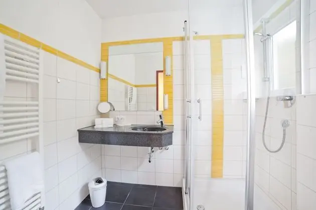 Comfort Tek Büyük veya İki Ayrı Yataklı Oda, Bahçe Manzaralı