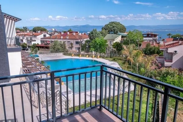 Junior Suite Oda Deniz Manzaralı