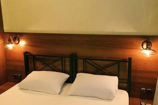 Deluxe Tek Büyük veya İki Ayrı Yataklı Oda