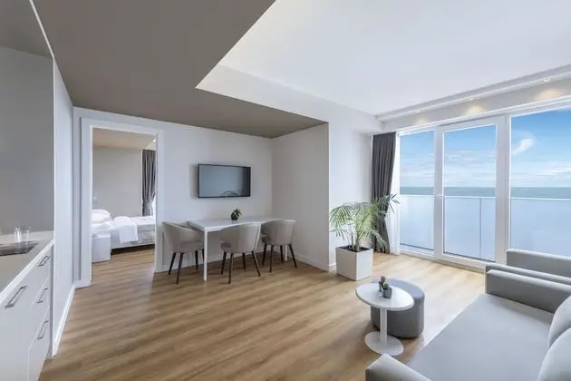 Panorama Family Suite with Sea View.