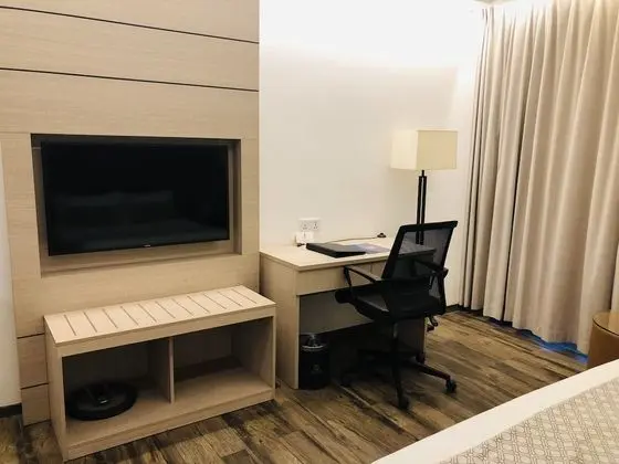 Premium Tek Büyük Yataklı Oda, Göl Manzaralı