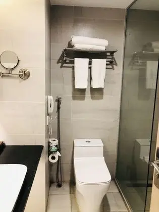 Premium Tek Büyük Yataklı Oda, Göl Manzaralı