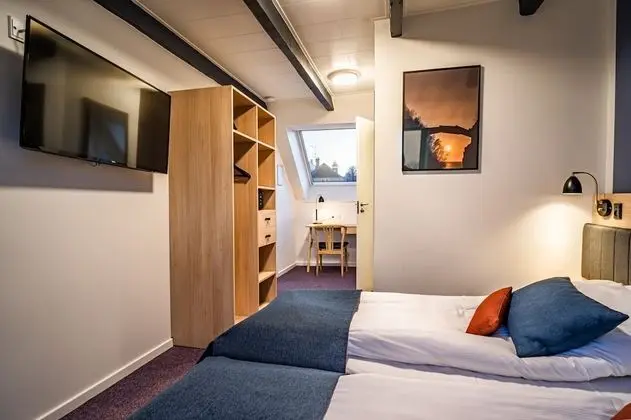 Superior Tek Büyük veya İki Ayrı Yataklı Oda