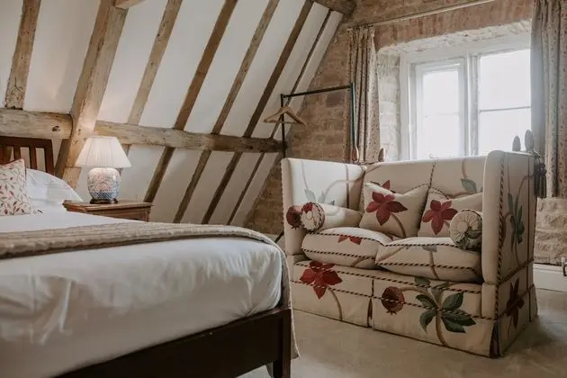 Tek Büyük Yataklı Oda, Banyolu/Duşlu (Red Attic)