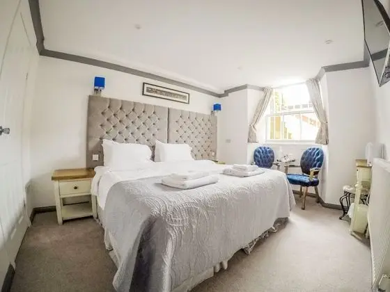 Comfort Tek Büyük Yataklı Oda