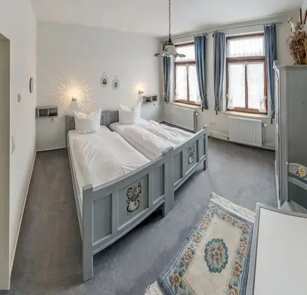 Tek Büyük Yataklı Oda