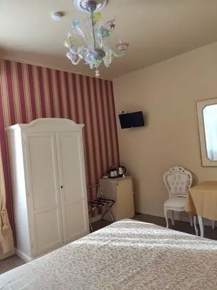 Standard Tek Büyük Yataklı Oda, Kanal Manzaralı