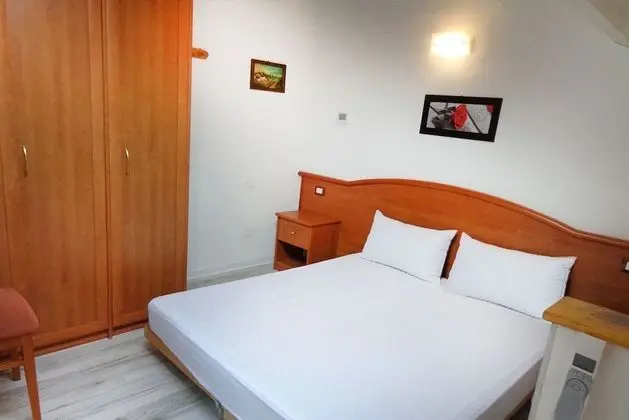 Standard Tek Büyük veya İki Ayrı Yataklı Oda