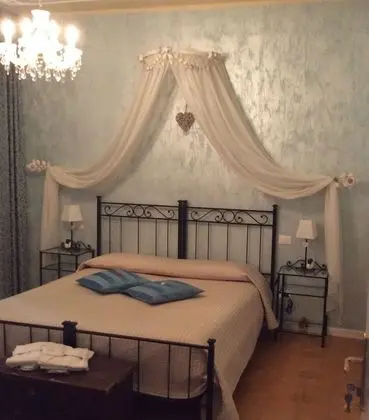 Standard Tek Büyük Yataklı Oda, Bahçe Manzaralı (External Private Bathroom)