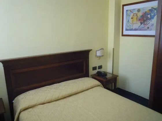 Economy Tek Büyük Yataklı Oda