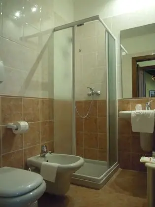 Economy Tek Büyük Yataklı Oda