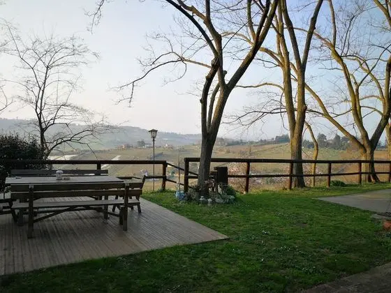 Superior Tek Büyük veya İki Ayrı Yataklı Oda, Tepe Manzaralı