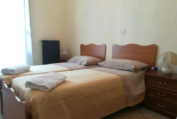 Tek Büyük veya İki Ayrı Yataklı Oda, Özel Banyo