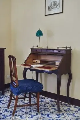 Üç Kişilik Oda, Deniz Manzaralı
