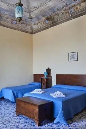 Üç Kişilik Oda, Deniz Manzaralı