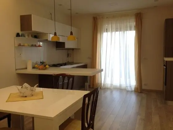 Tek Büyük veya İki Ayrı Yataklı Oda, Şehir Manzaralı