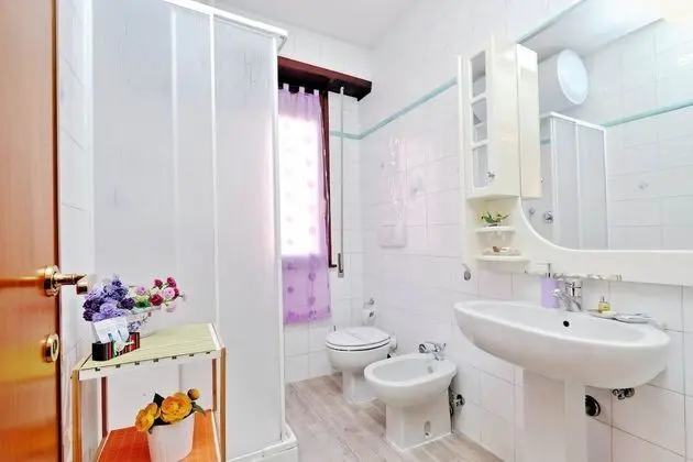 Economy Tek Büyük veya İki Ayrı Yataklı Oda, 1 Yatak Odası, Ortak Banyo