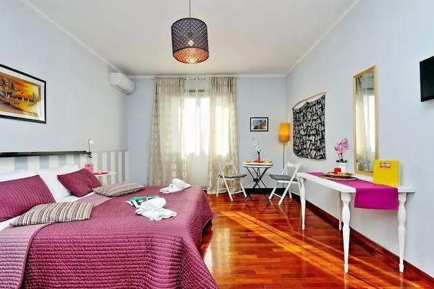 Superior Tek Büyük Yataklı Oda, 1 Yatak Odası, Ortak Banyo, Şehir Manzaralı