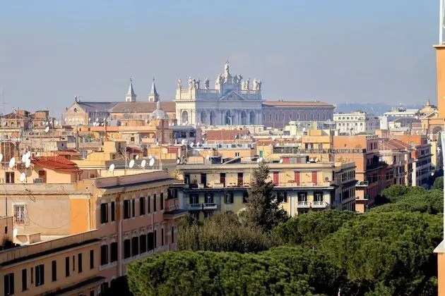 Superior Tek Büyük Yataklı Oda, 1 Yatak Odası, Ortak Banyo, Şehir Manzaralı