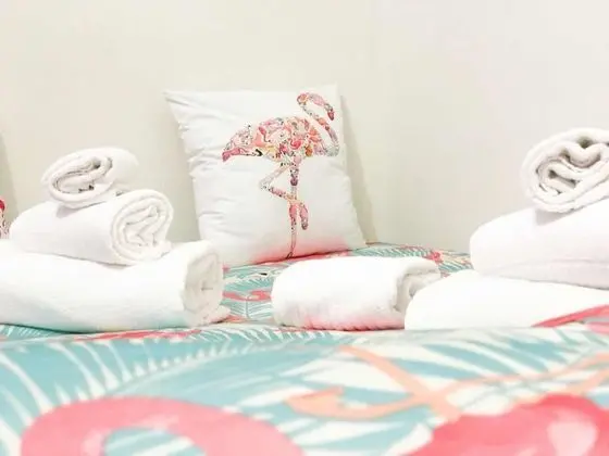 Dört Kişilik Oda, Ortak Banyo, Bahçe Manzaralı