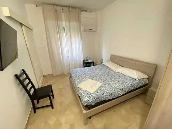 Basic Oda (Private External Bathroom)