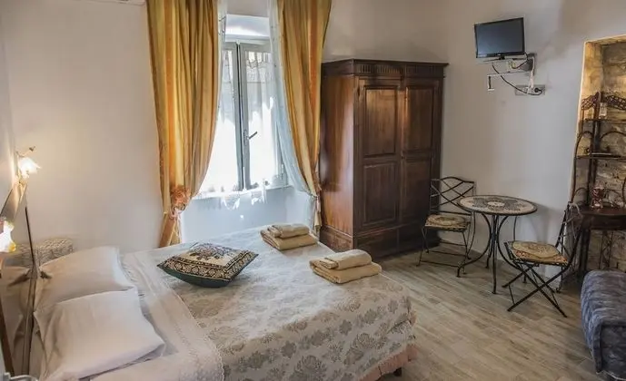 Tek Büyük Yataklı Oda