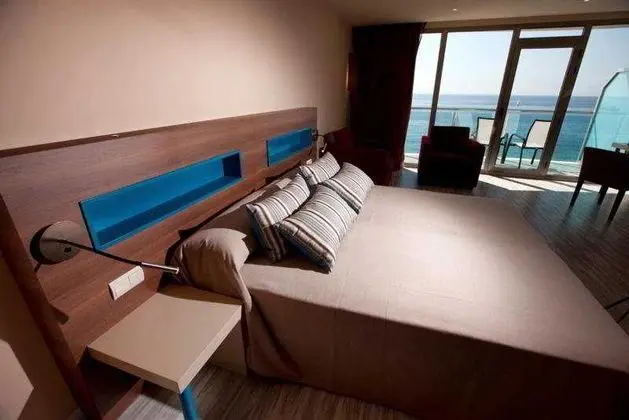 1 Çift Kişilik Veya 2 Tek Kişilik Yatak Sea View