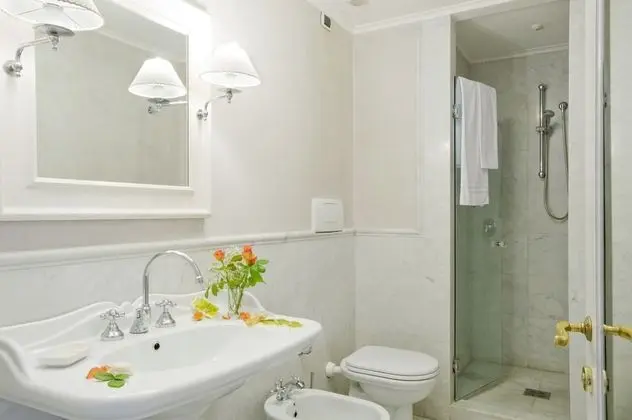 Deluxe Tek Büyük Yataklı Oda, Özel Banyo