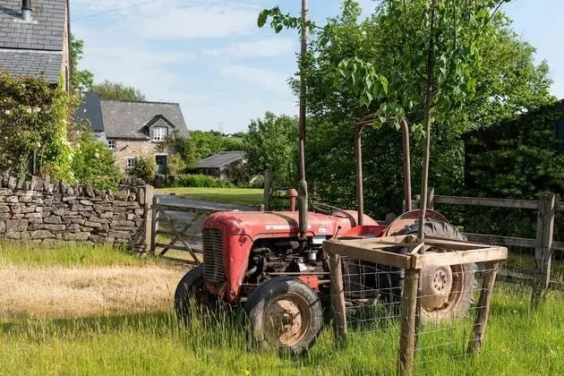 Dört Kişilik Oda, Banyolu/Duşlu (The Farmhouse)