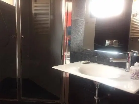 İki Ayrı Yataklı Oda, Özel Banyo