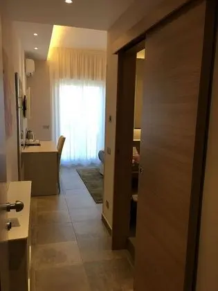 Classic Tek Büyük Yataklı Oda