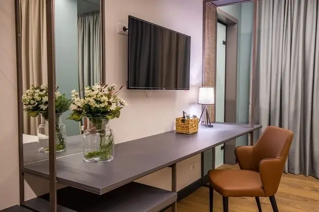 Deluxe Üç Kişilik Oda