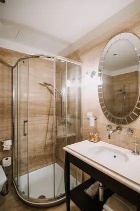 Deluxe Tek Büyük Yataklı Oda, Teras