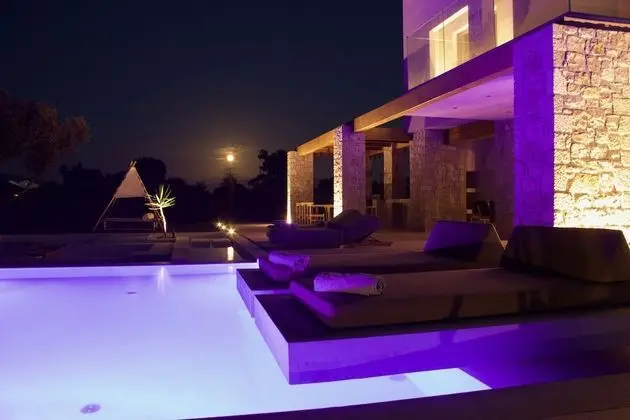 Deluxe Villa