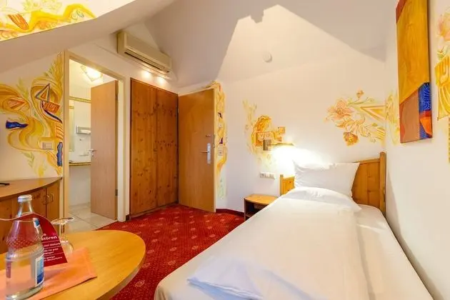 Deluxe Tek Kişilik Oda