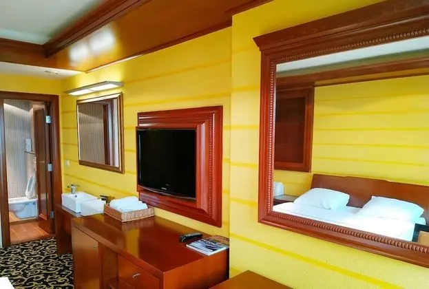 Luxury Tek Büyük Yataklı Oda