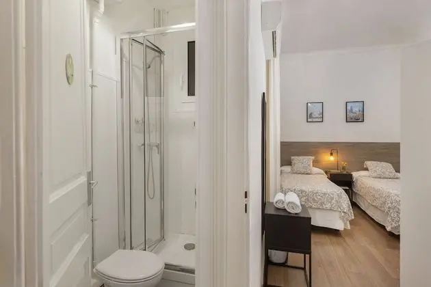 Tek Büyük veya İki Ayrı Yataklı Oda, Özel Banyo