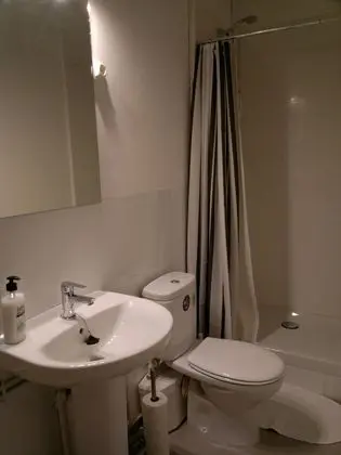 Tek Büyük Yataklı Oda, Özel Banyo