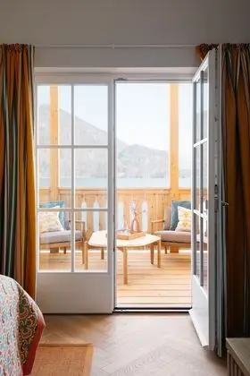 Deluxe Tek Büyük Yataklı Oda, Göl Manzaralı