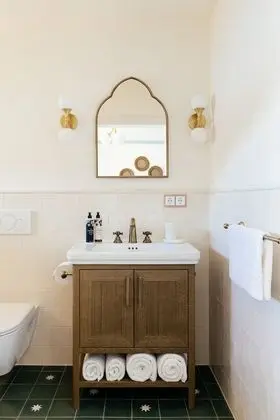 Deluxe Tek Büyük Yataklı Oda, Göl Manzaralı